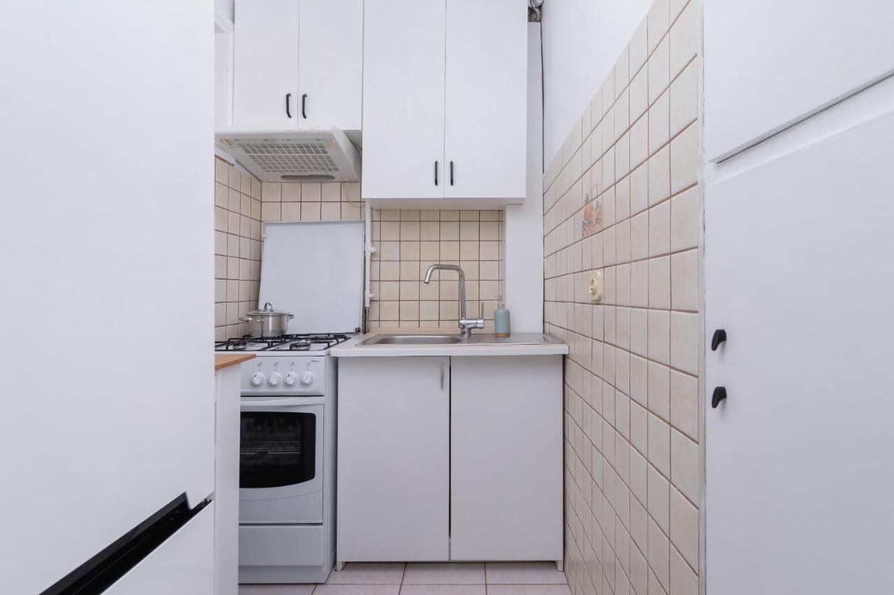Comfy & Bright Wielicka In By Renters Apartament Kraków