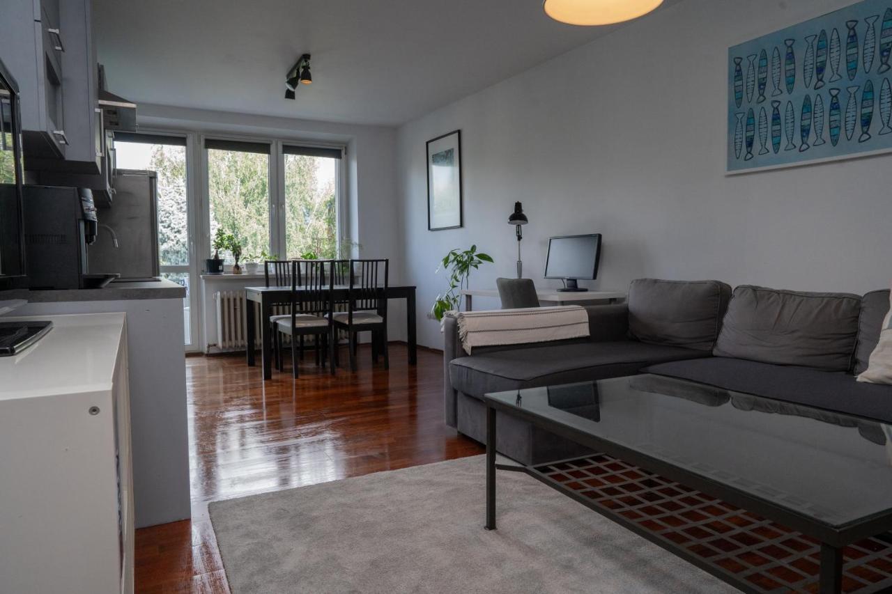 Beat #1 Free Parking Apartment