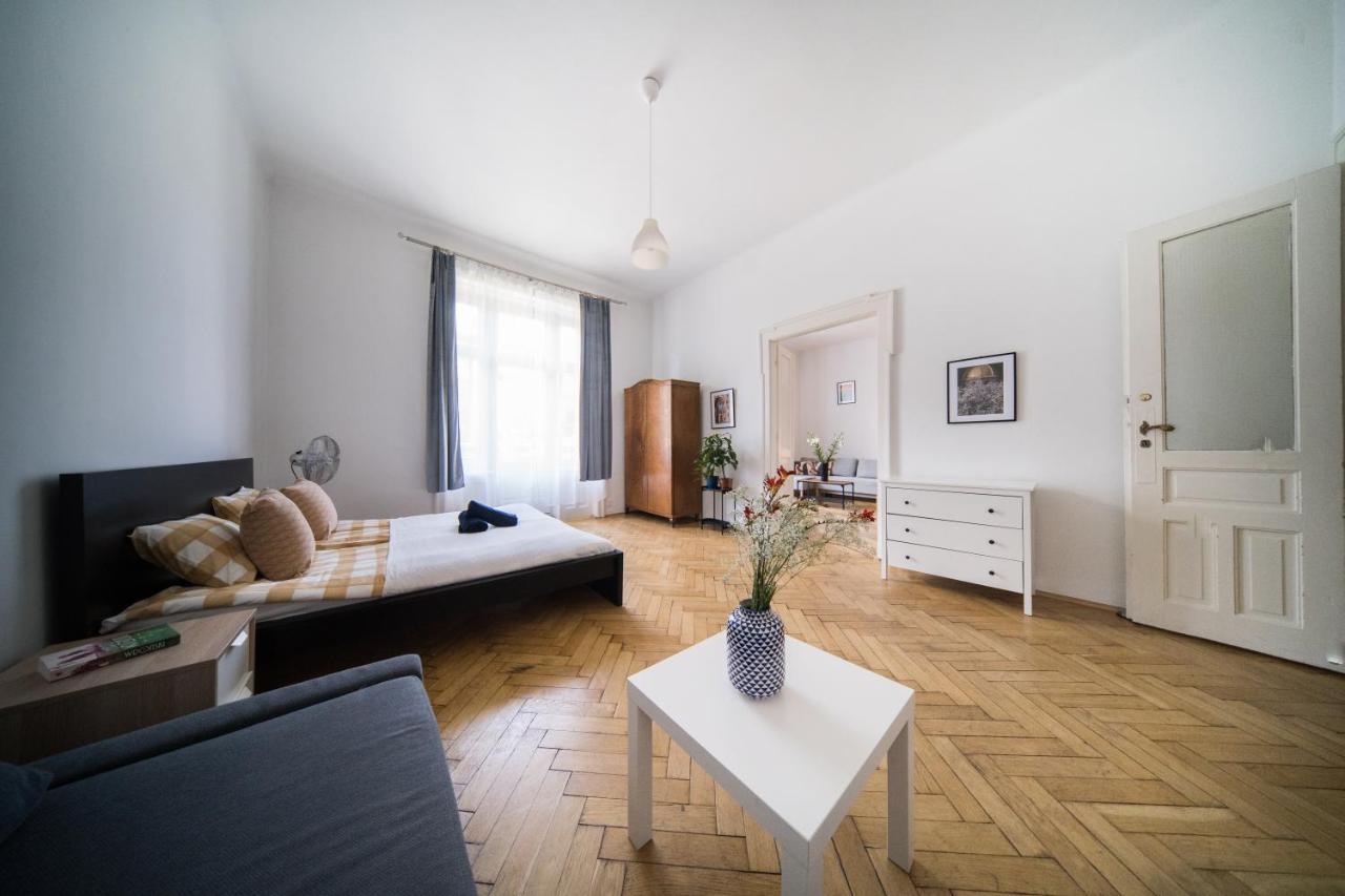 Aparthotel Roller *