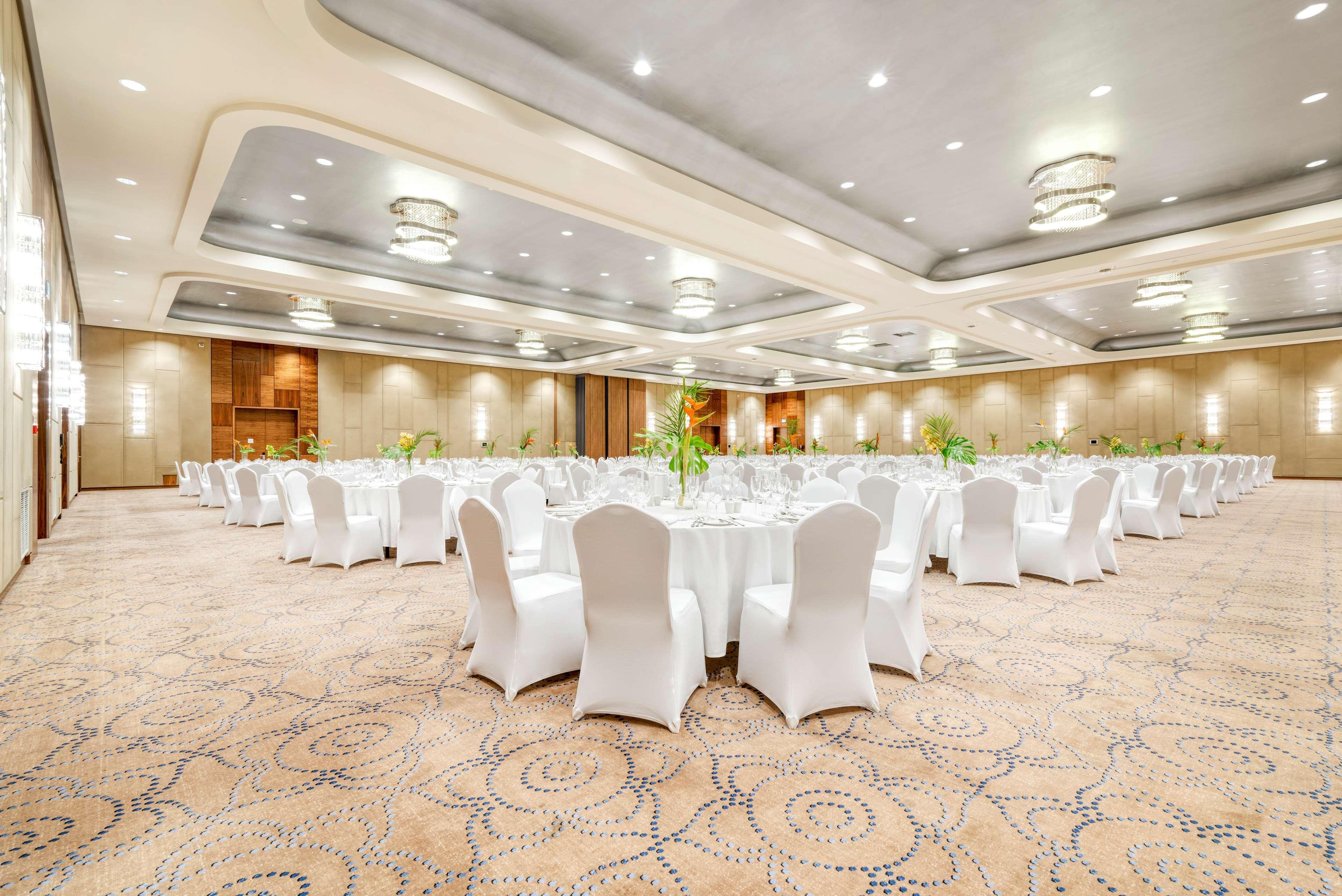 Doubletree By Hilton Hotel&convention Center Hotel