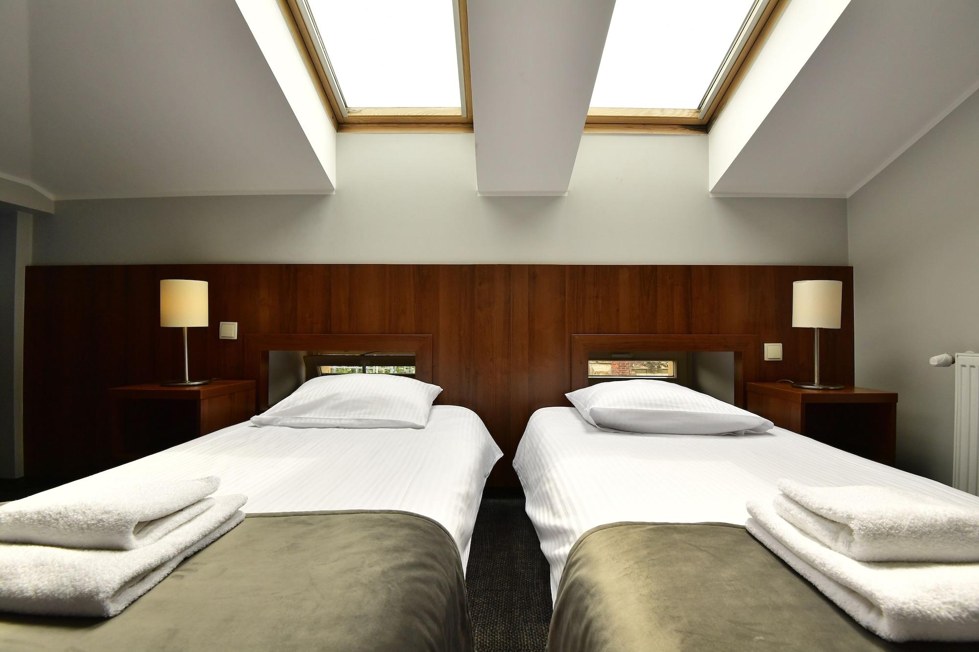 Hotel Downtown 3*