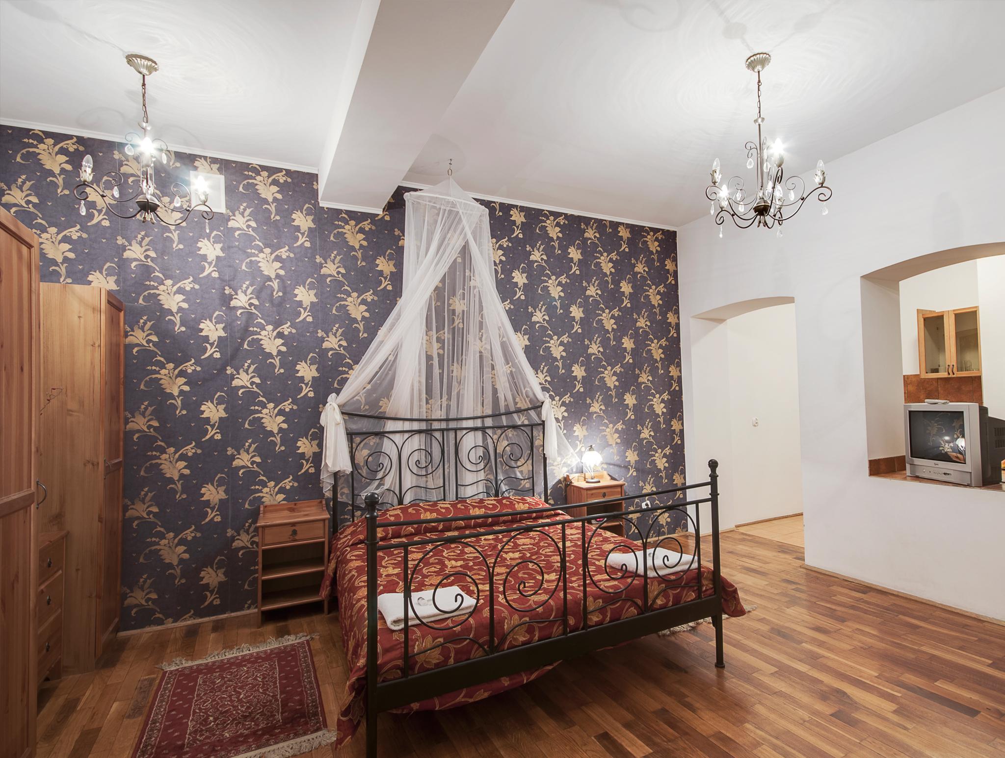 Abella & By Artery Krakow