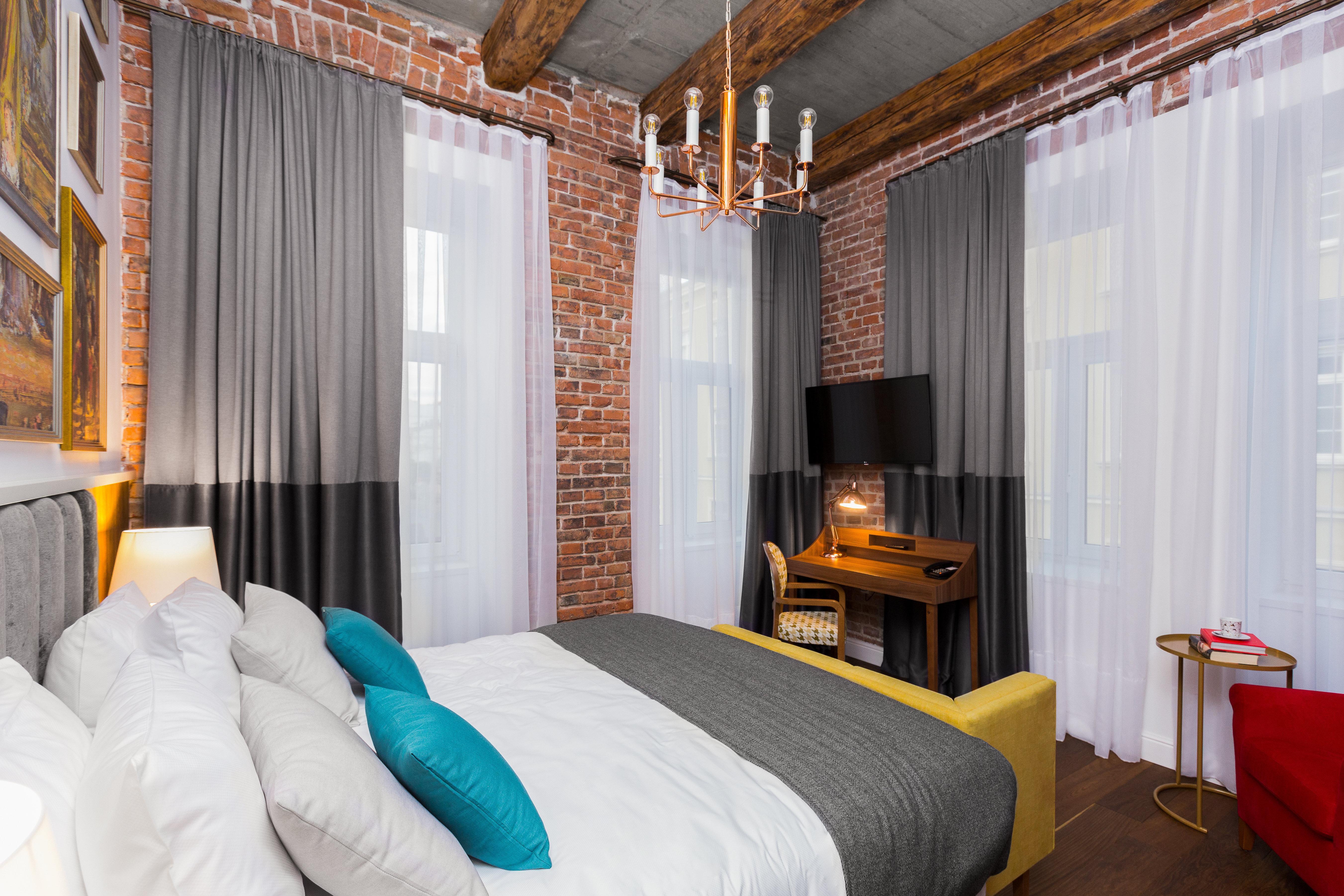 Hotel Indigo - Old Town By Ihg 4*