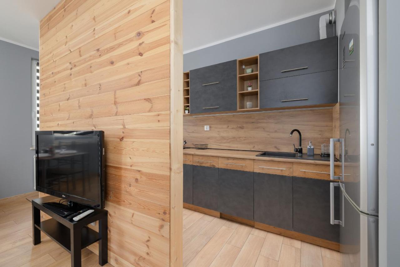 Osiedle Avia Family In With Balcony By Renters Apartamento Cracóvia