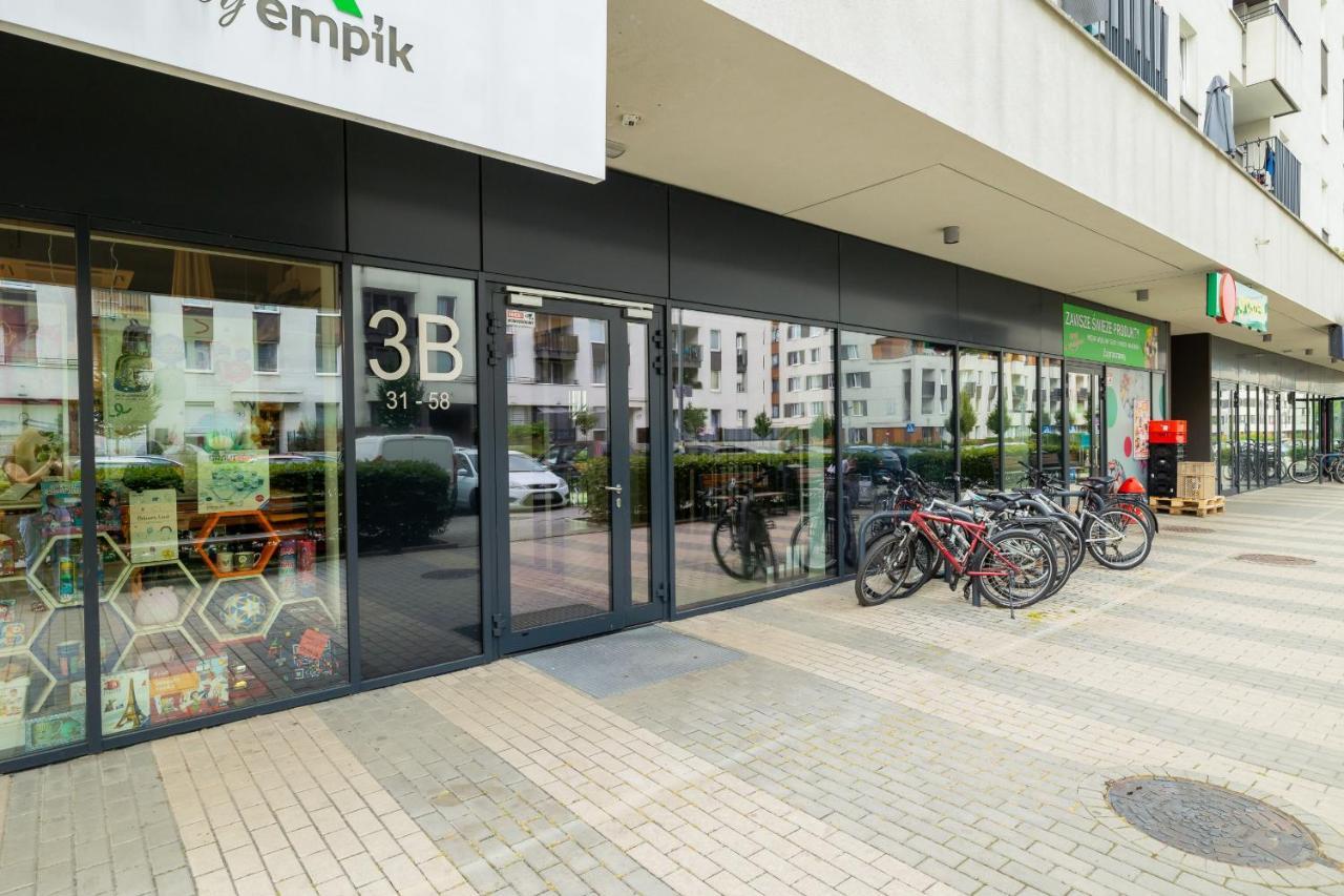 Osiedle Avia Family In With Balcony By Renters Apartment