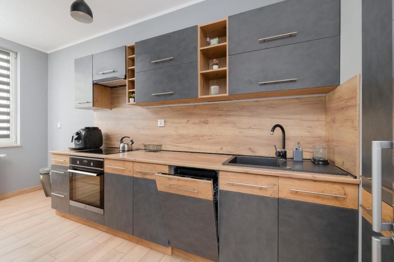 Apartment Osiedle Avia Family In With Balcony By Renters Krakow