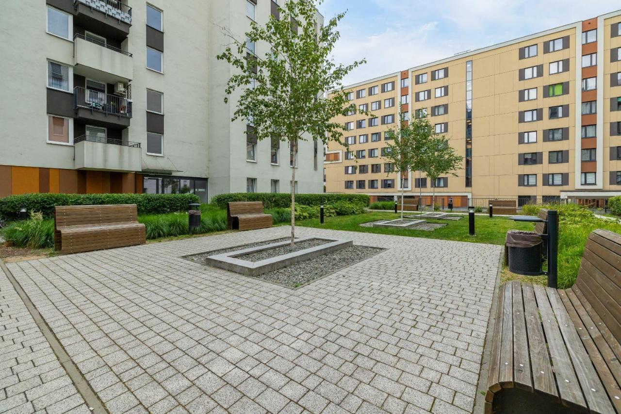 Osiedle Avia Family In With Balcony By Renters Apartment *