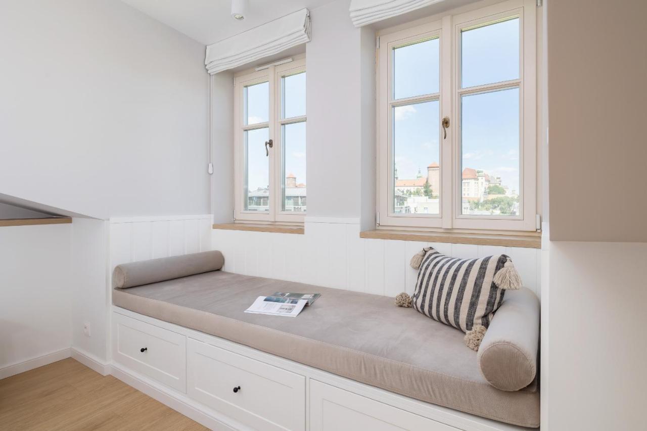 Unique Air-conditioned Dietla Cracow By Renters Apartament