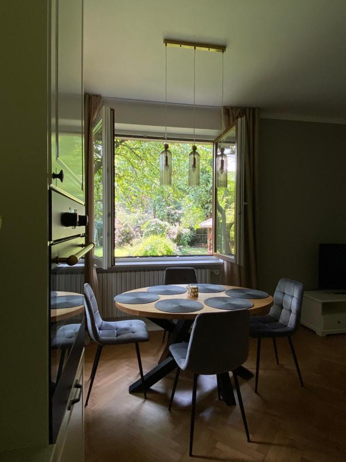 Apartment Comfort Garden View