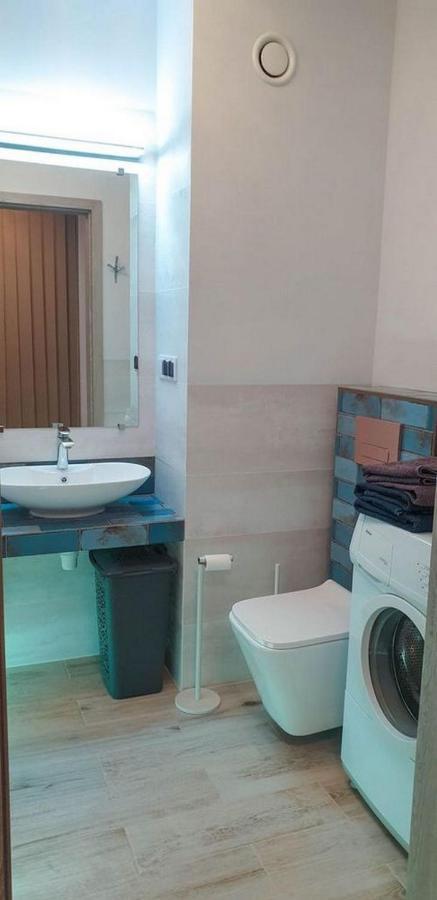 Mini Pn / Cracow North Z Parkingiem Appartement