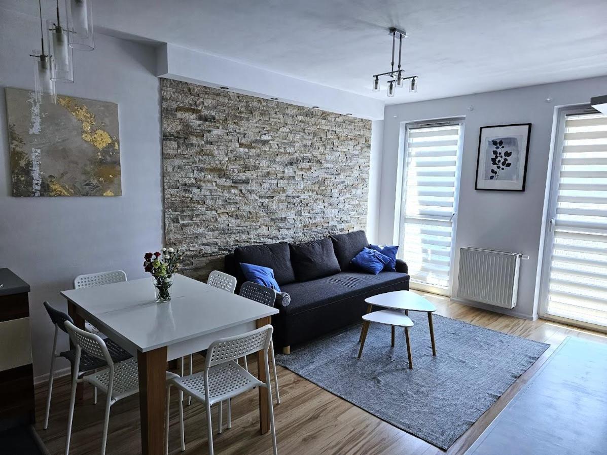 Mieszkanie 6-osobowe Przy Plywajacych Basenach Zakrzowek Apartamento