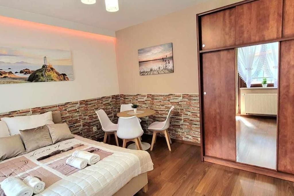 Modern Sandy Down Town, Aquapark, Free Parking *
