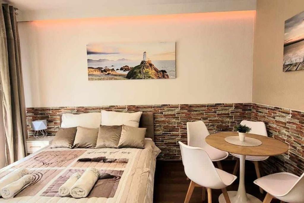 Appartement Modern Sandy Down Town, Aquapark, Free Parking
