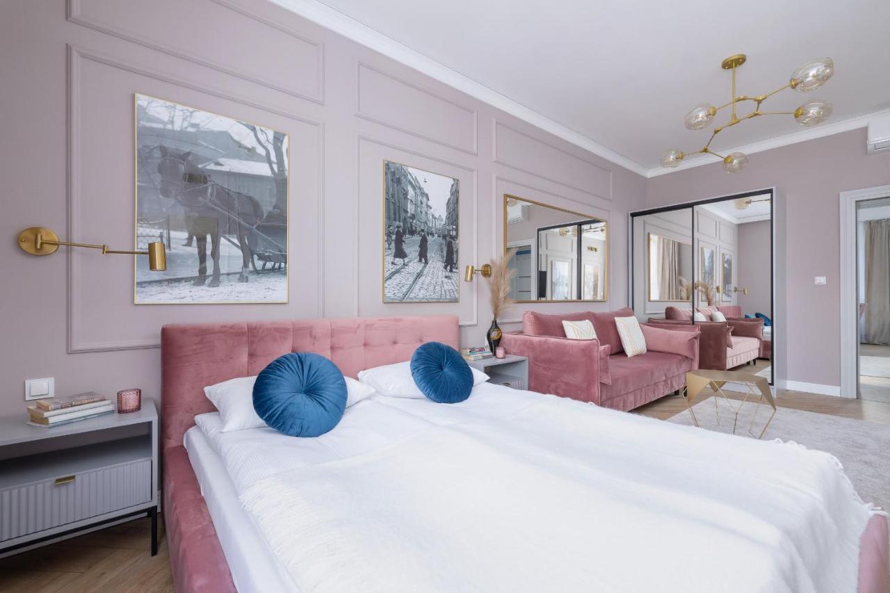Starowislna Elegant With Air Conditioning Kazimierz Cracow By Renters Prestige Apartment Krakow