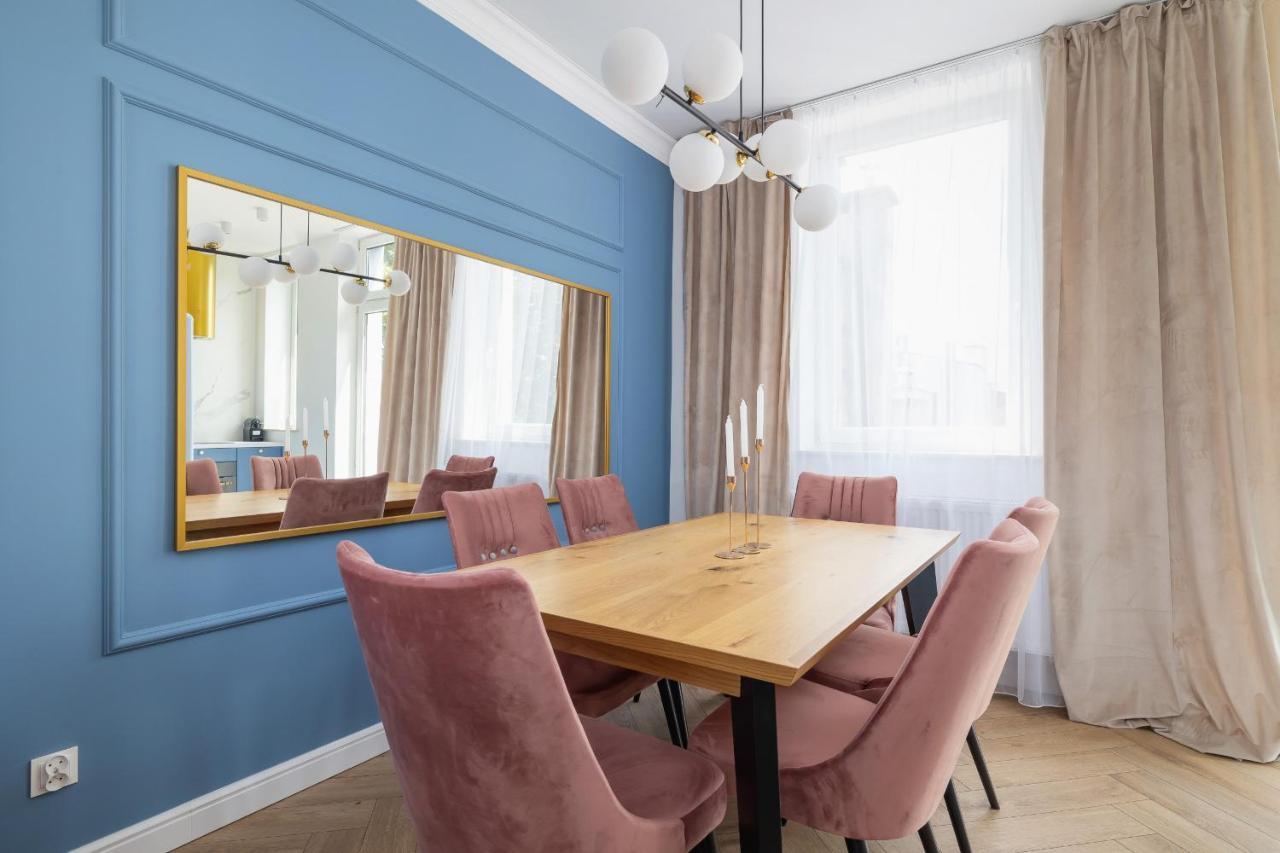 Starowislna Elegant With Air Conditioning Kazimierz Cracow By Renters Prestige Apartament Kraków