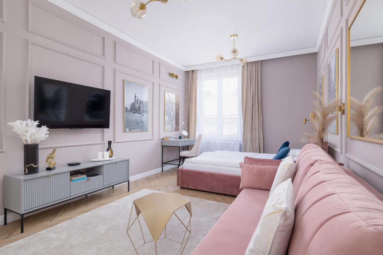 Starowislna Elegant With Air Conditioning Kazimierz Cracow By Renters Prestige