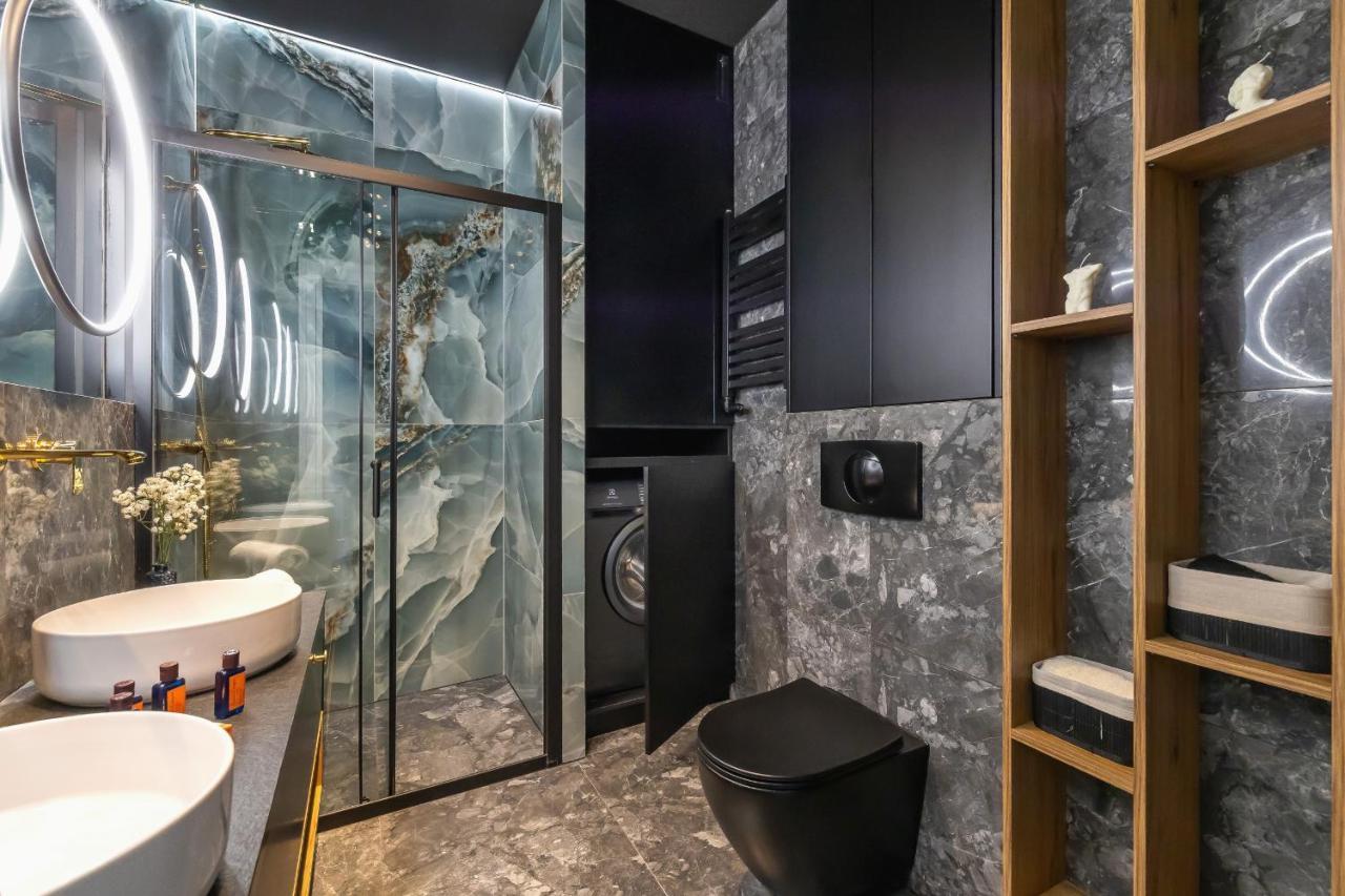 Starowislna Elegant With Air Conditioning Kazimierz Cracow By Renters Prestige Apartament