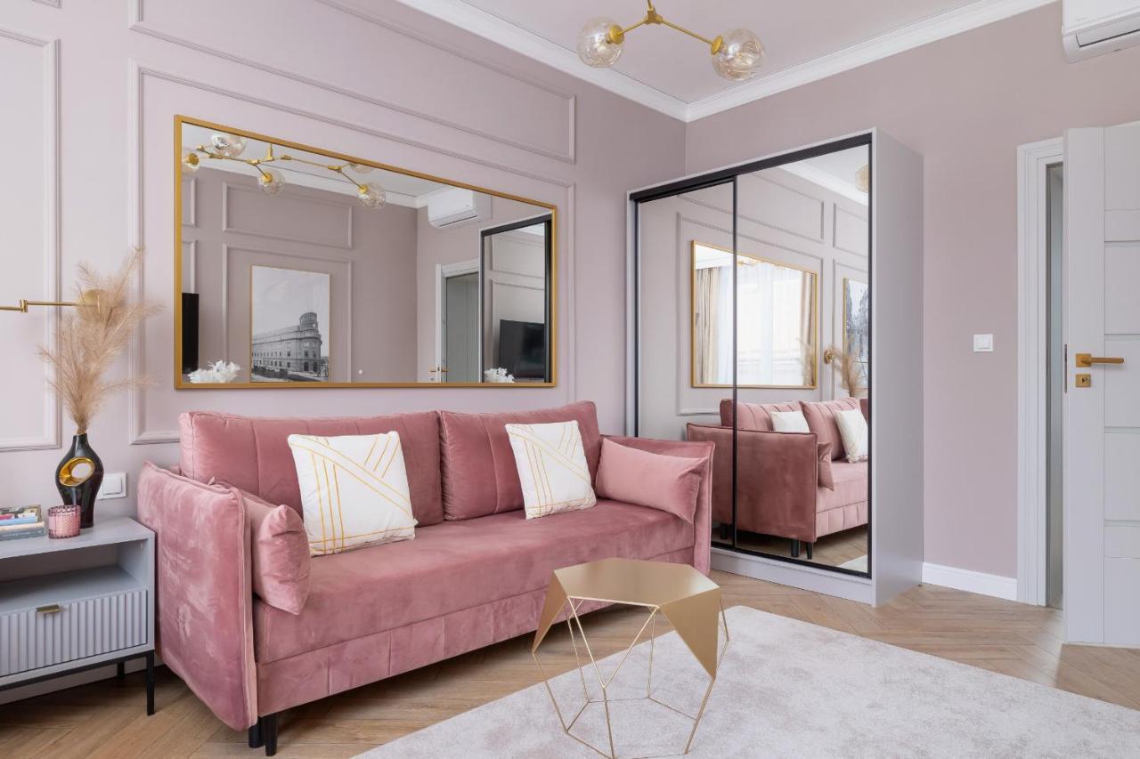Starowislna Elegant With Air Conditioning Kazimierz Cracow By Renters Prestige *