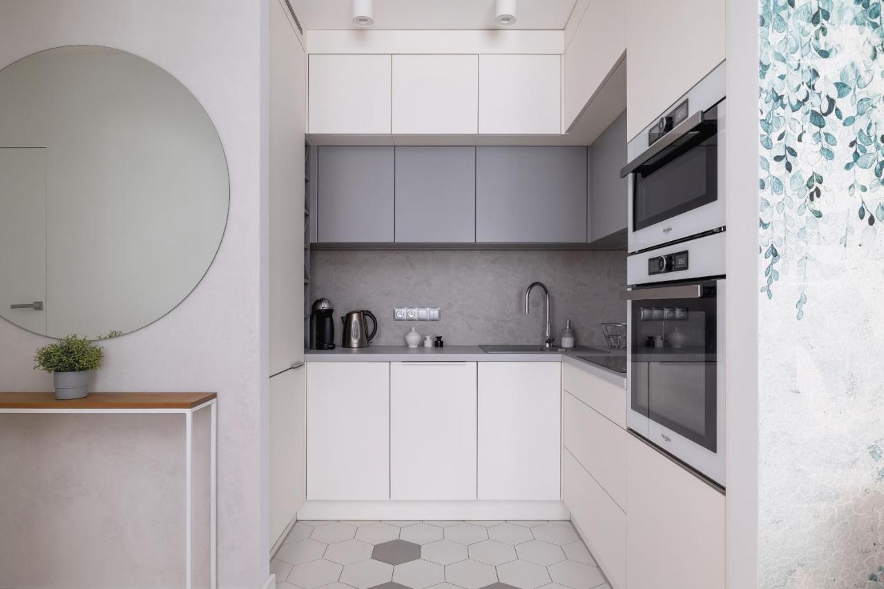 Vetulaniego With Air Conditioning & Parking By Renters Prestige Apartament