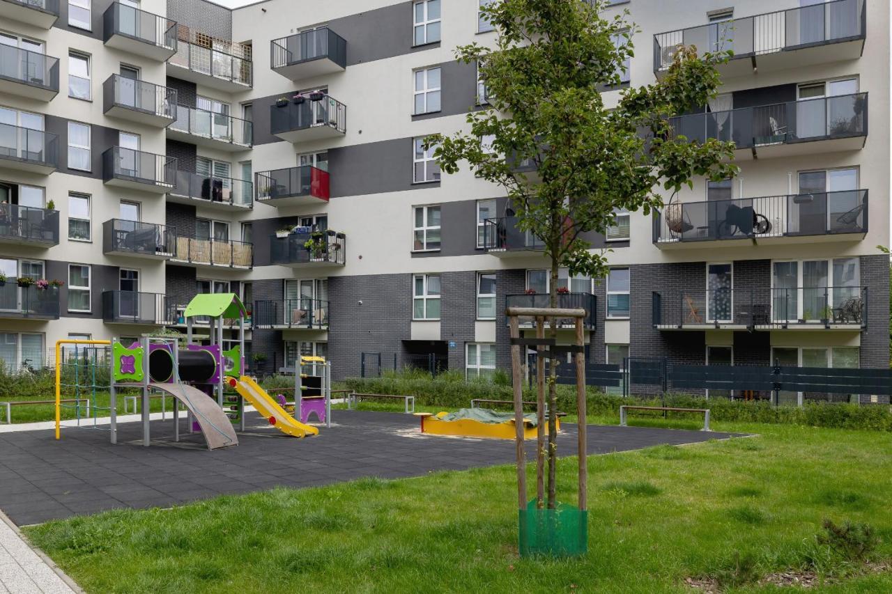 Vetulaniego With Air Conditioning & Parking By Renters Prestige Apartament *