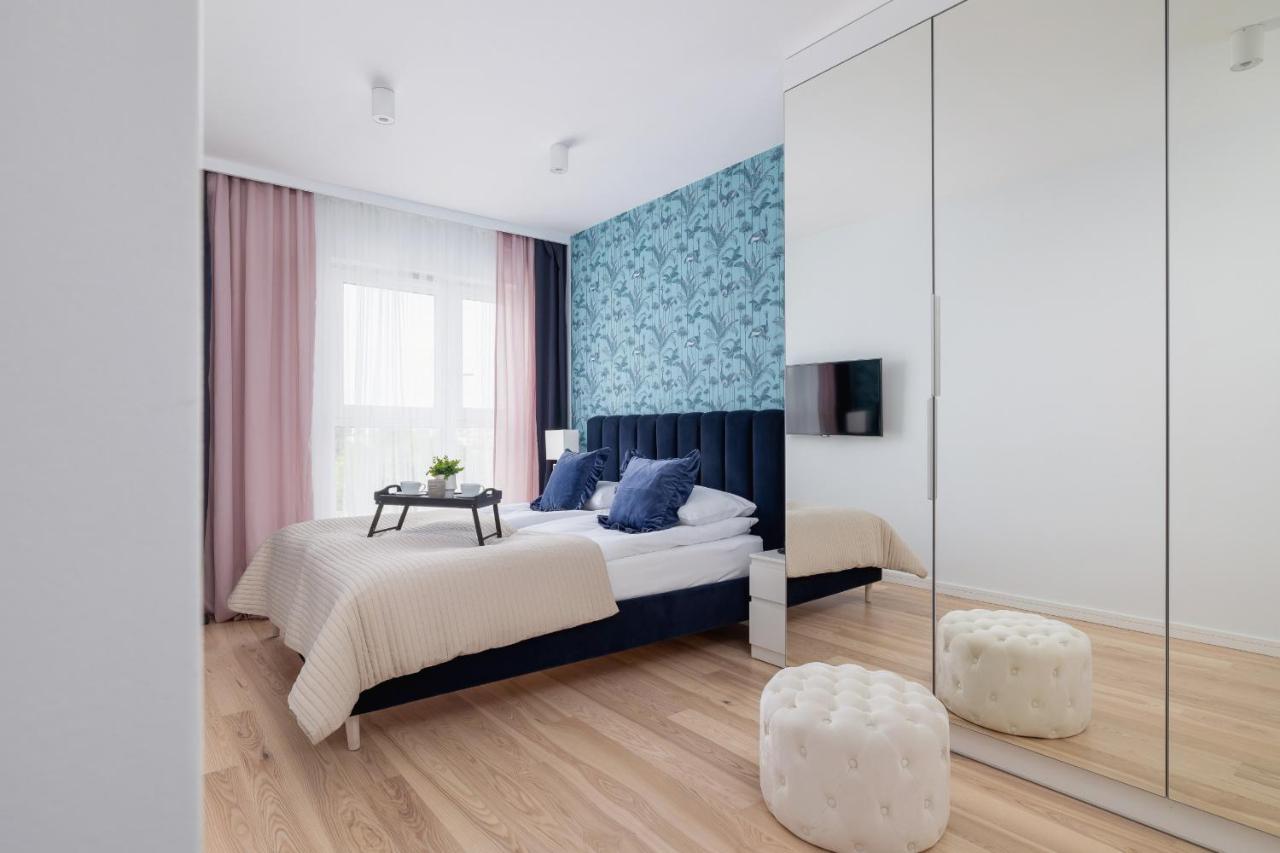Vetulaniego With Air Conditioning & Parking By Renters Prestige Apartament Kraków