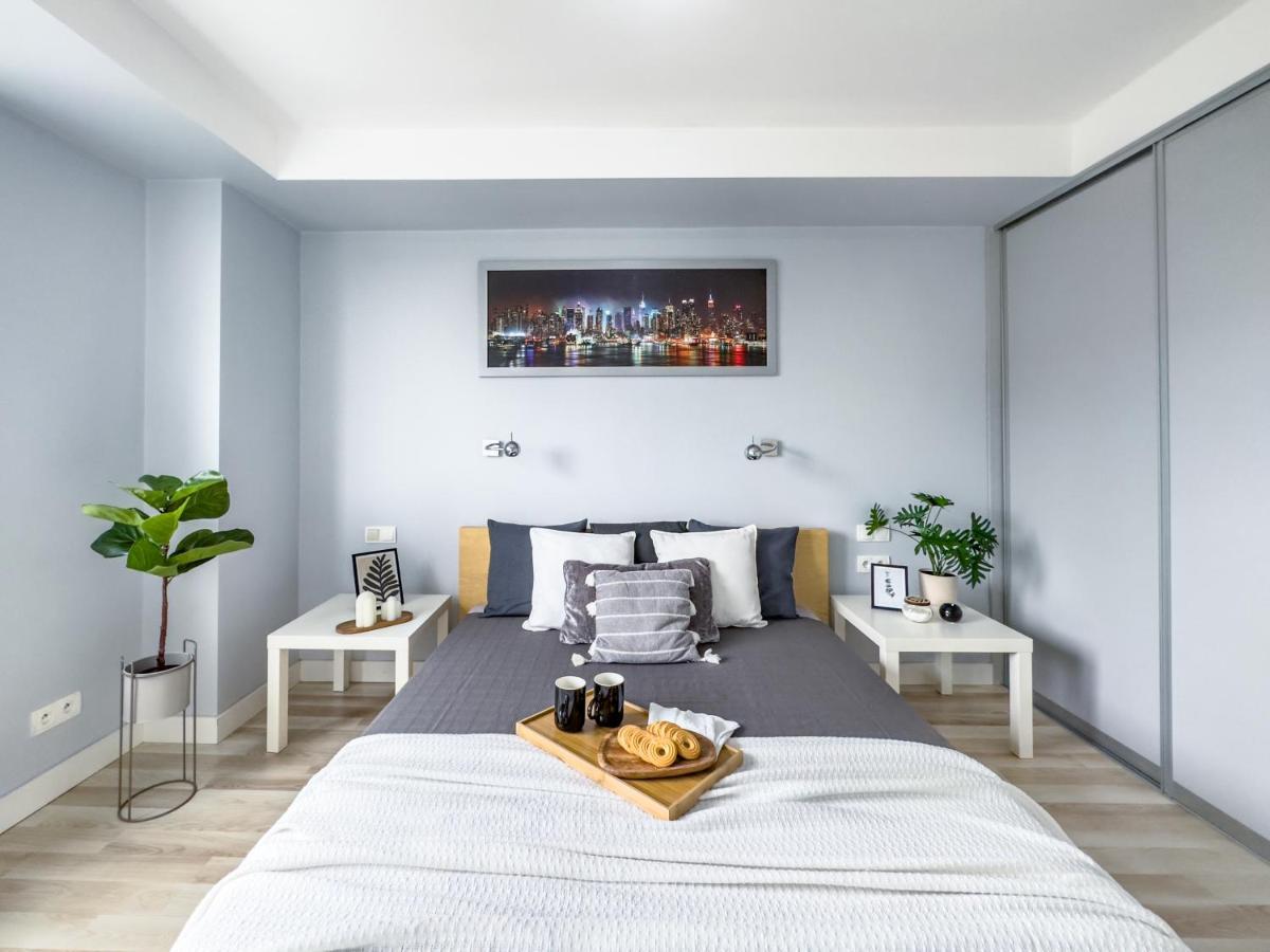 Z Widokiem Na Panorame Miasta Apartamento