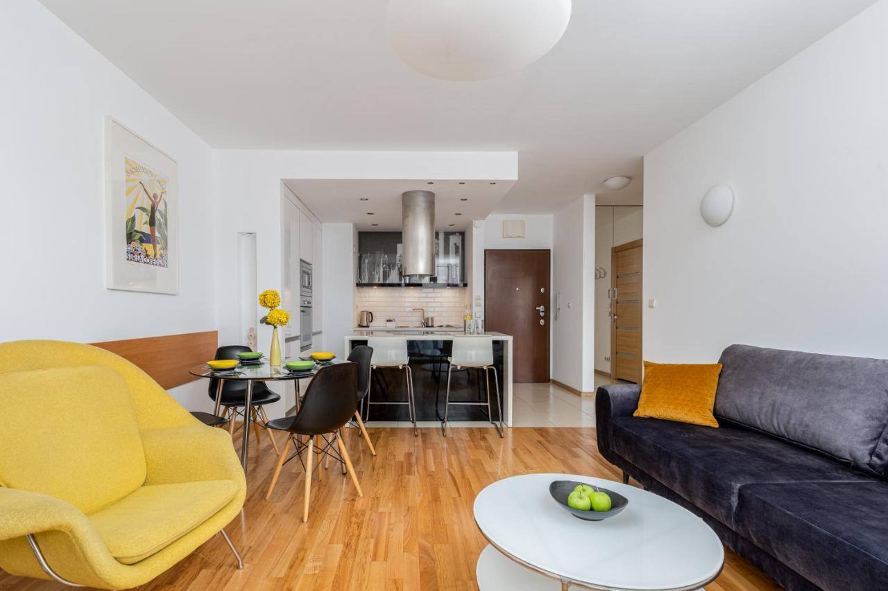 Apartment Modern With Free Parking Spot
