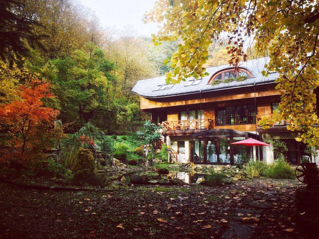 Ekosamotnia Gasthof Krakau