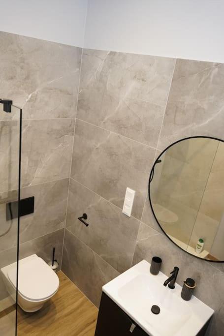Glamorous And Modern