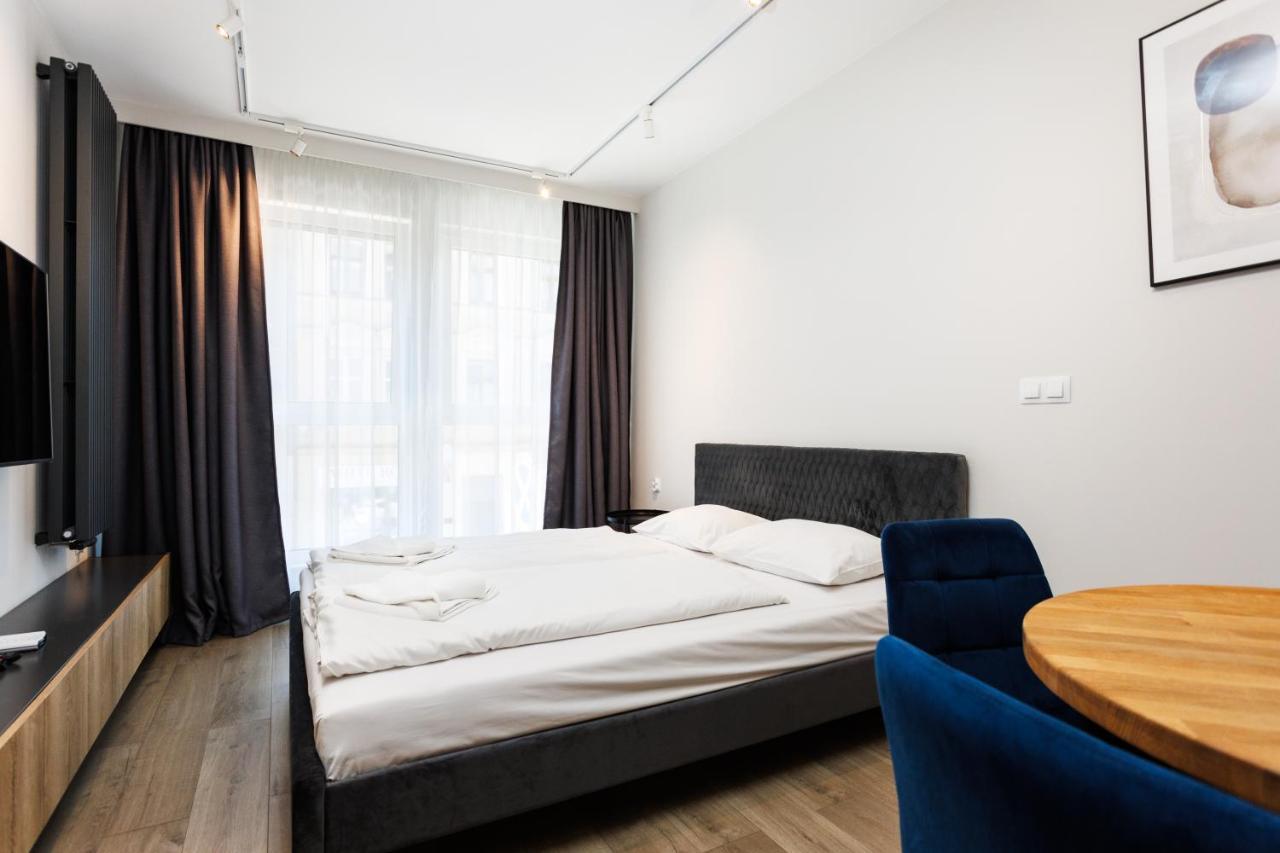 Of The Kings- Szafir Appartement