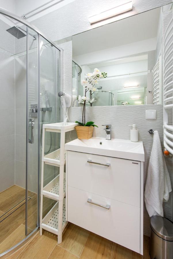 Dluga 14 By Homeprime Apartment