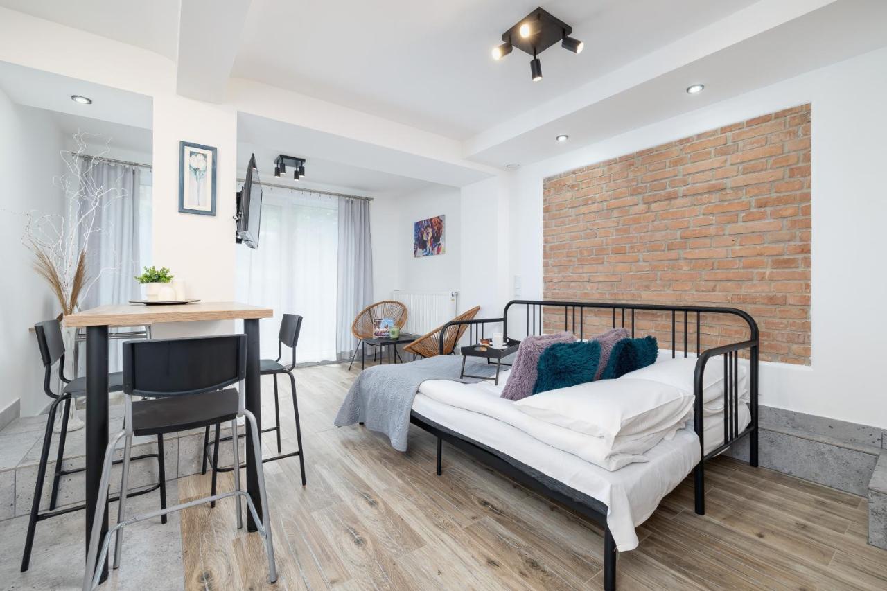 Grzegorzki Moniuszki Cracow By Renters