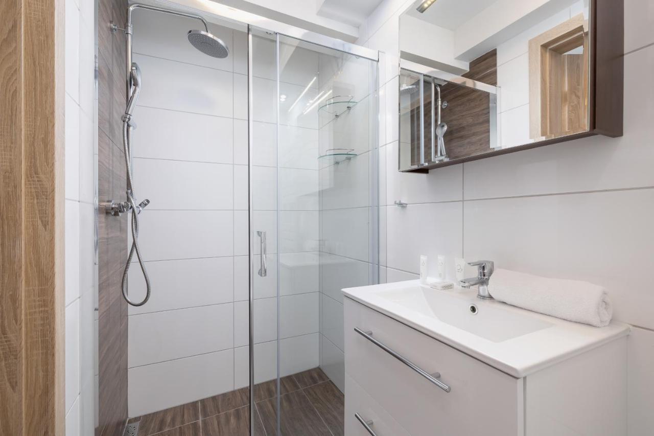 Grzegorzki Moniuszki Cracow By Renters *