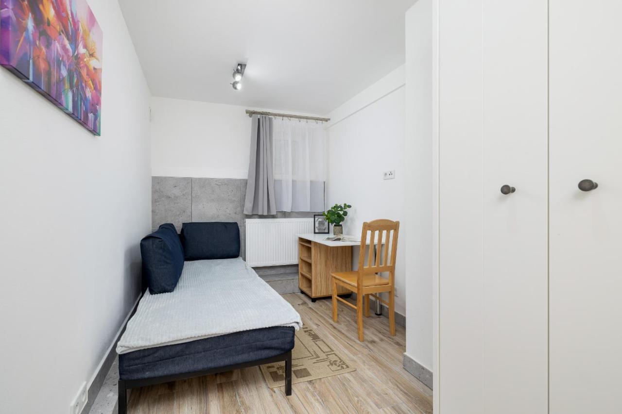 Grzegorzki Moniuszki Cracow By Renters Appartement