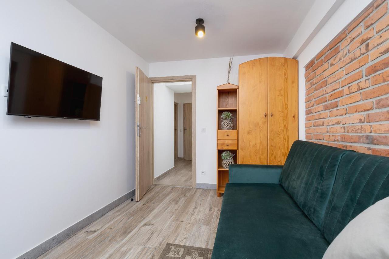 Grzegorzki Moniuszki Cracow By Renters * Krakau