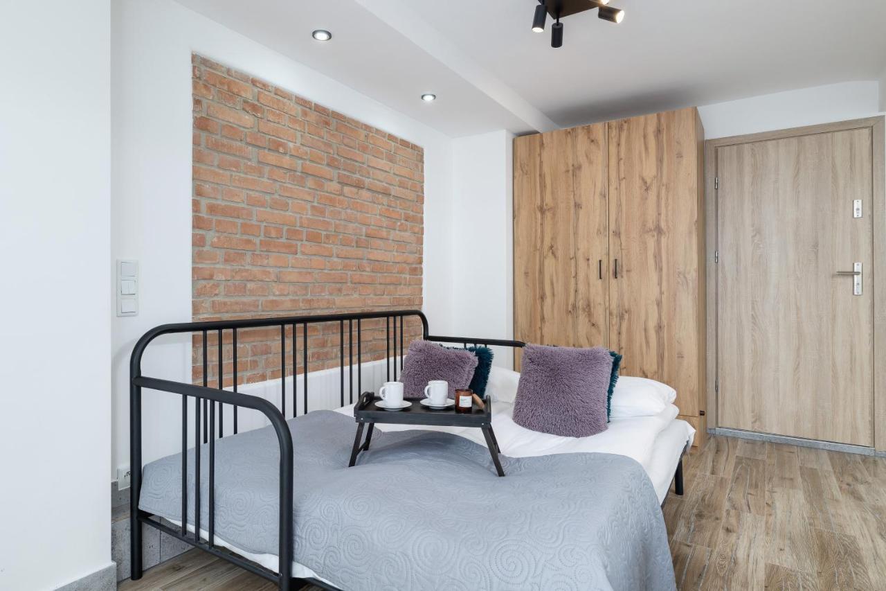 Grzegorzki Moniuszki Cracow By Renters * Krakau