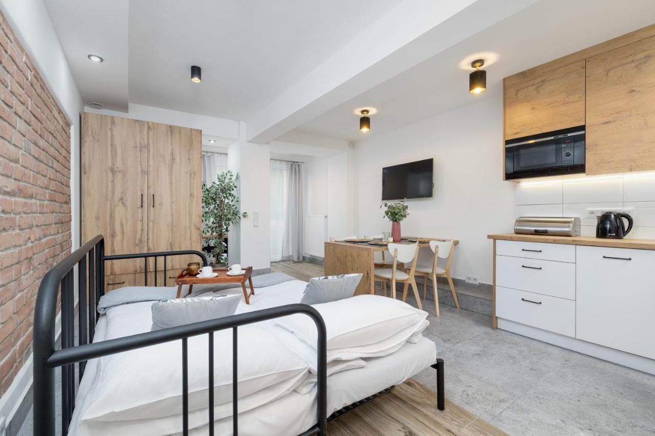 Grzegorzki Moniuszki Cracow By Renters * Krakau