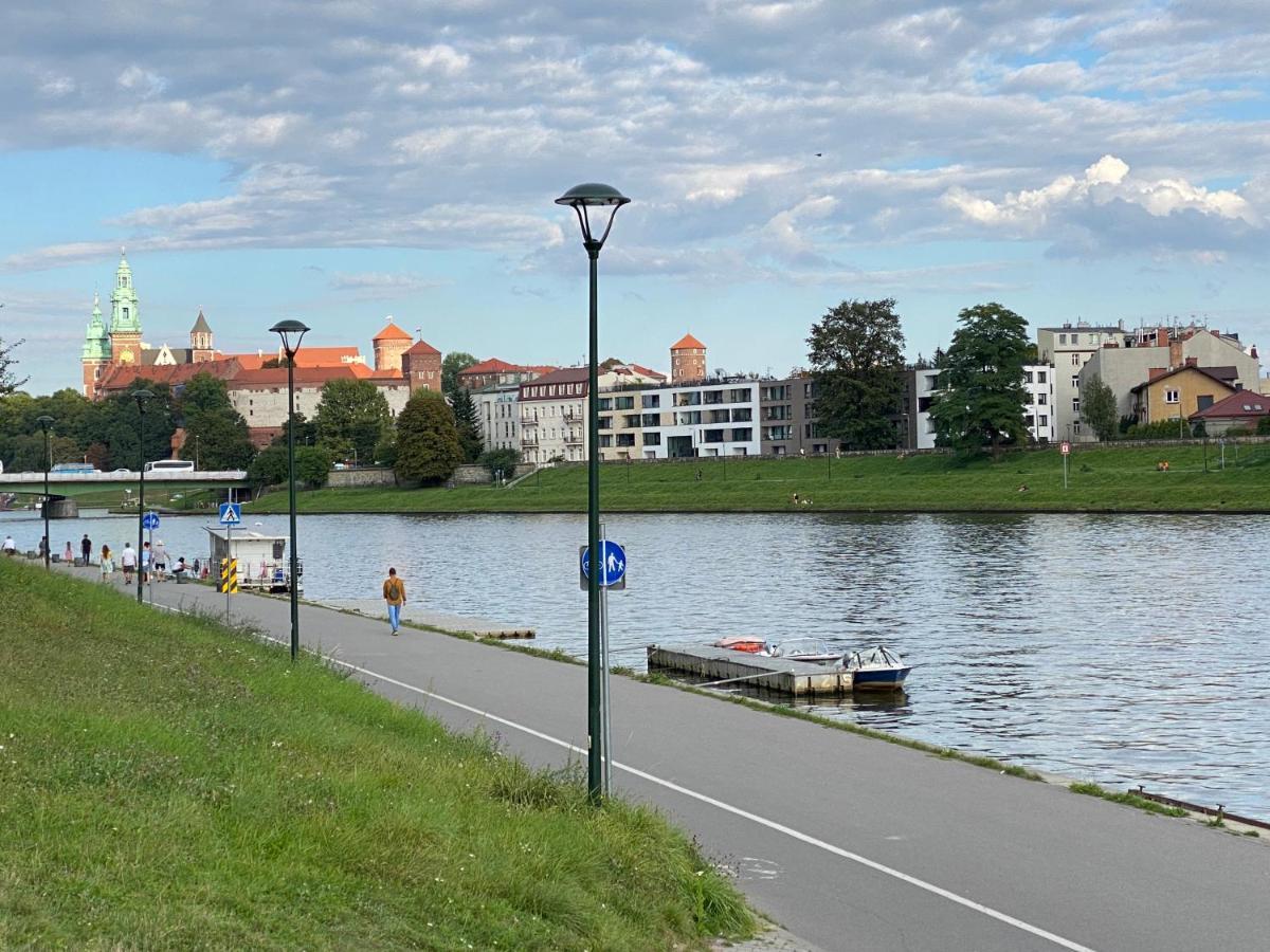 Industrial Vistula Free Parking & Gym