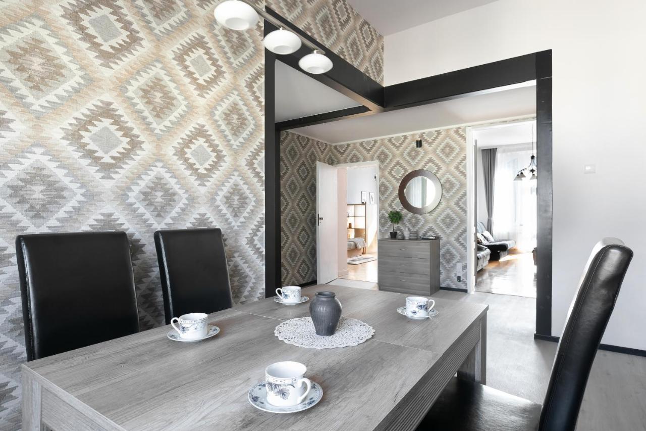 Large Next To Main Station - 85 M2 Apartment Krakow