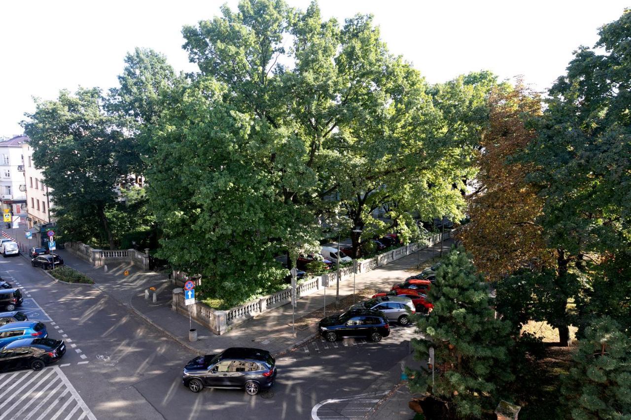 Large Next To Main Station - 85 M2 Apartment Krakow