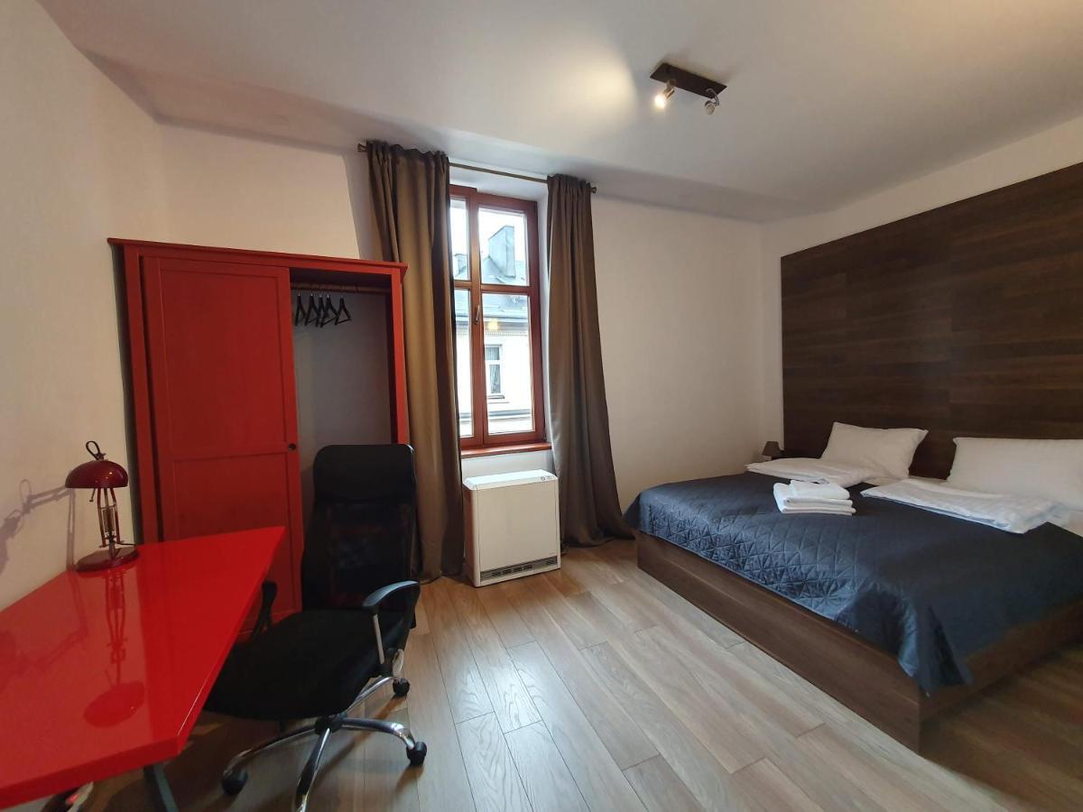 Apartment F-3 Rynek-wawel O&p Apartfamily Krakow