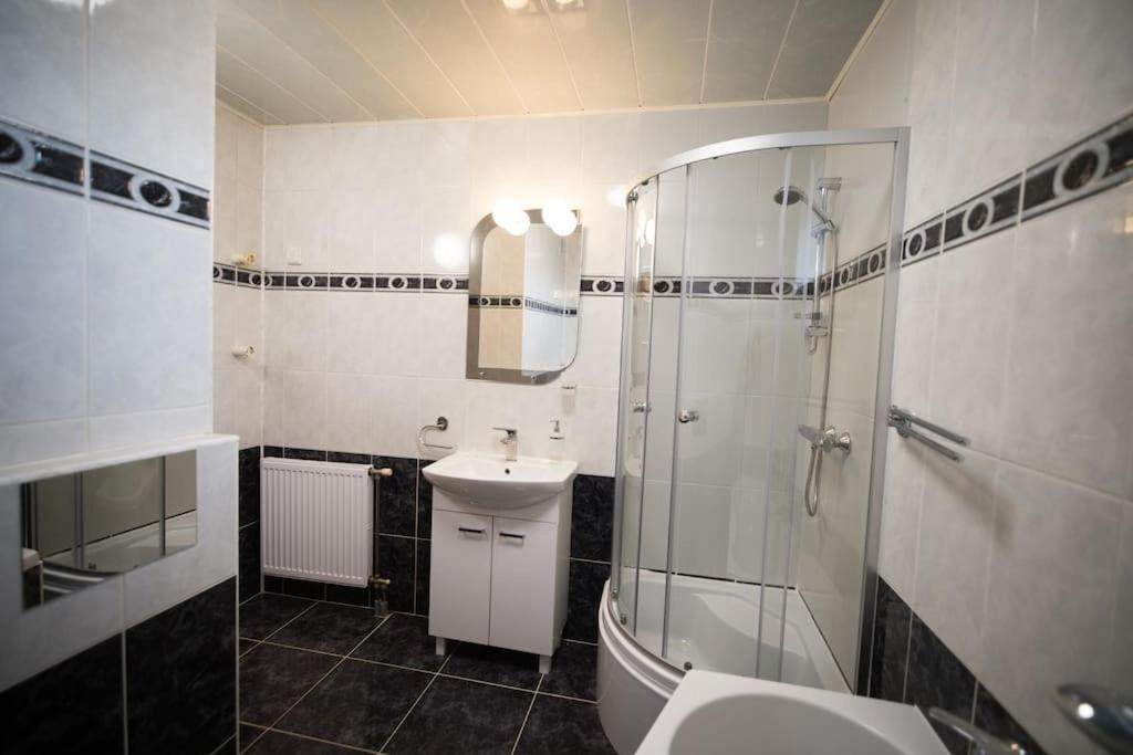 Kk2 With Parking Apartamento