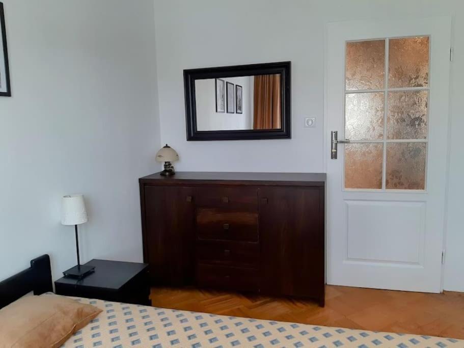 Kk2 With Parking Apartamento Cracóvia