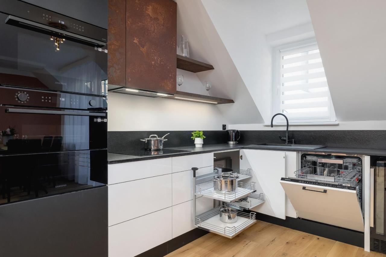 The Historic Kazimierz District - With Parking By Renters Apartamento *