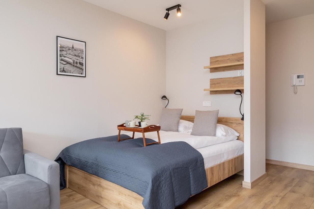 Beautiful Klimeckiego With Balcony By Renters * Krakow