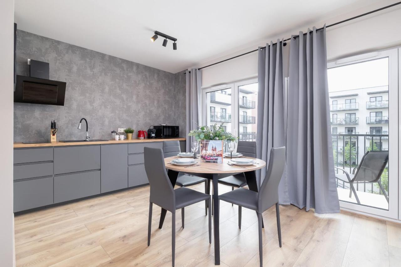 Apartment Beautiful Klimeckiego With Balcony By Renters *
