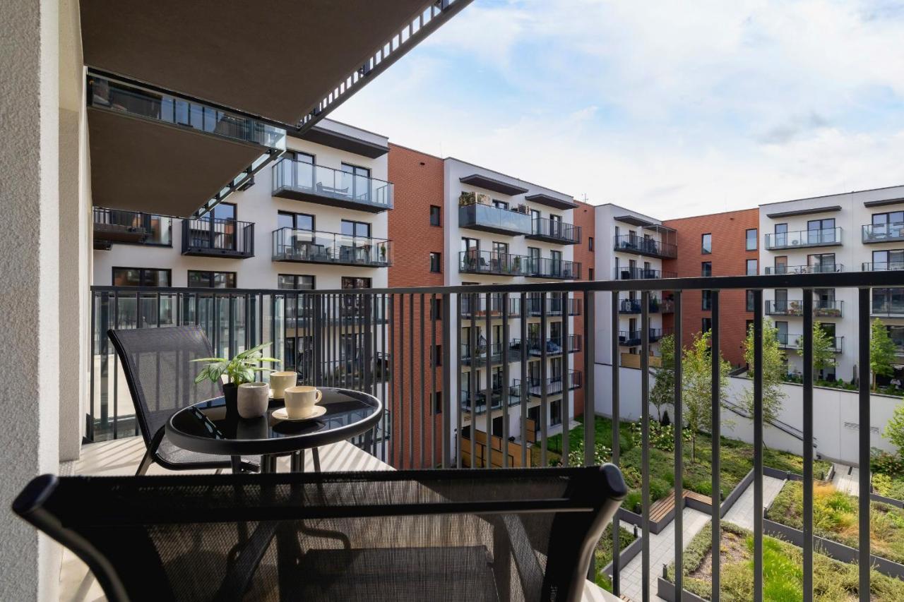 Apartment Beautiful Klimeckiego With Balcony By Renters Krakow