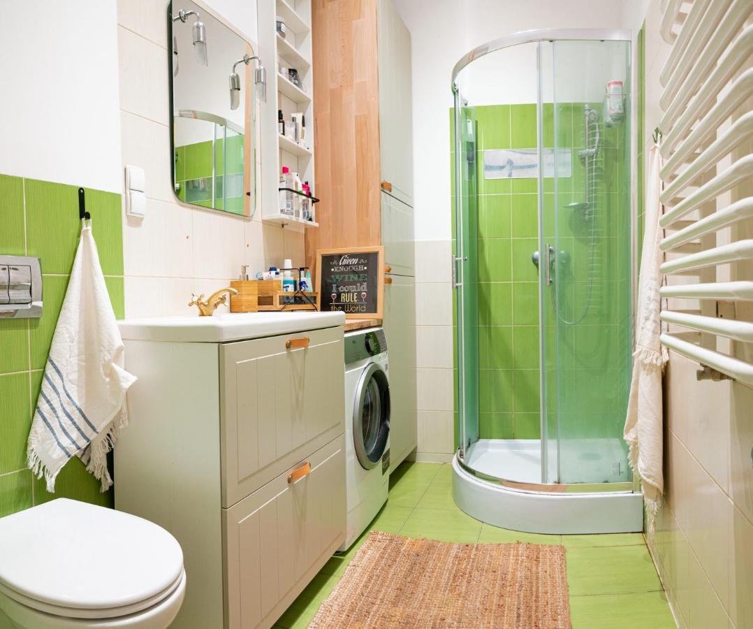 Stylish 2 Bed In Kazimierz, Near Wawel Castle Apartment Krakow