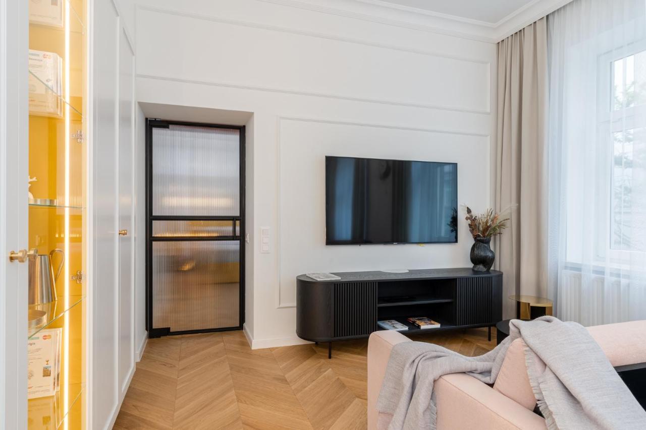 Premium In Parisian Style In The Heart Of Old Apartamento