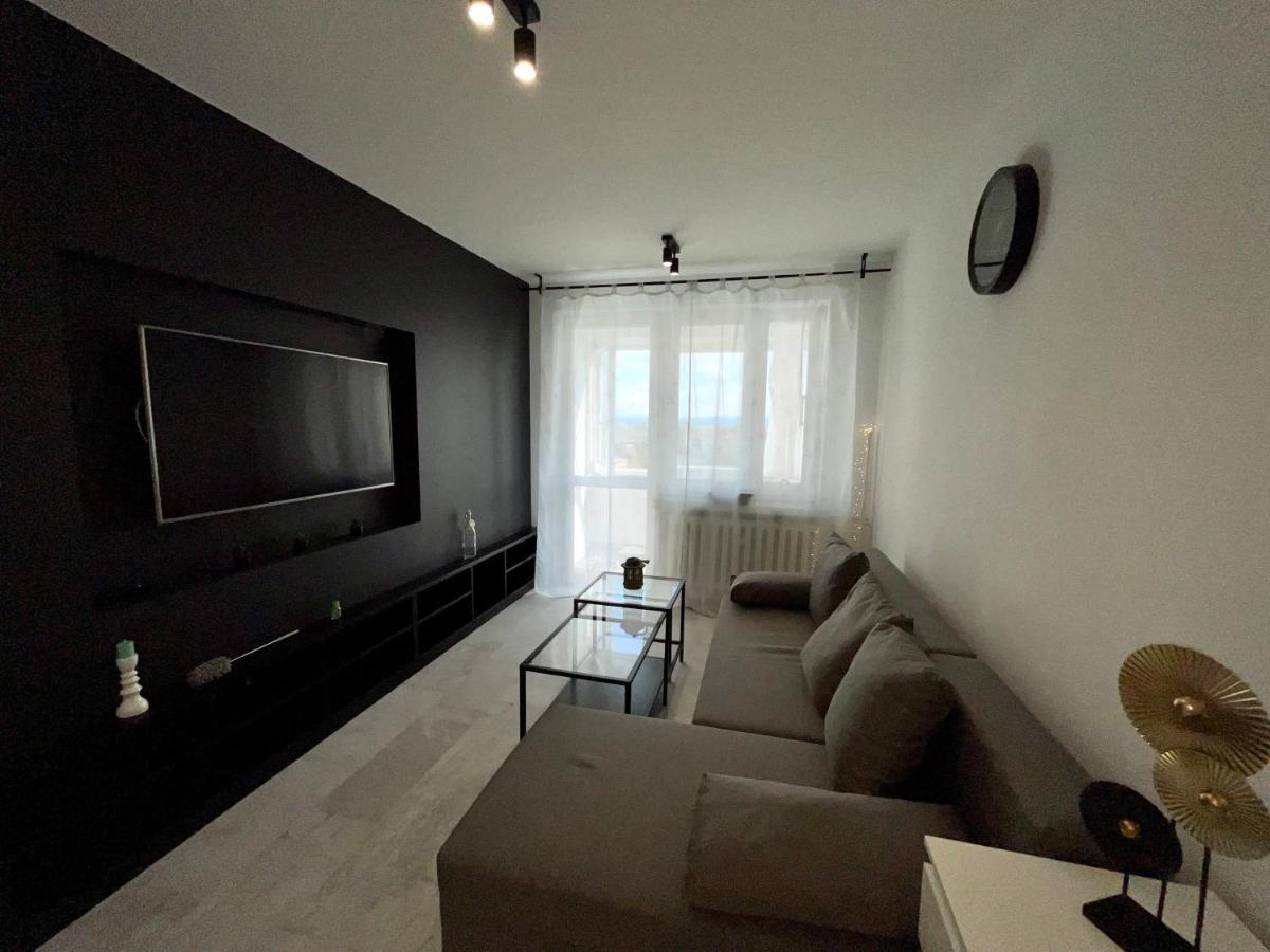 Panorama Apartment *